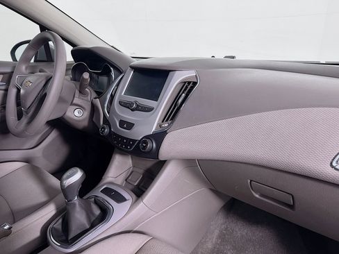 Used 2017 Chevrolet Cruze LS image 26