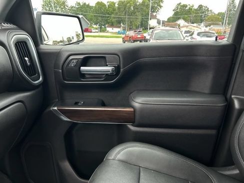 Used 2021 GMC Sierra 1500 SLT w/ SLT Premium Package AWD/4WD image 42