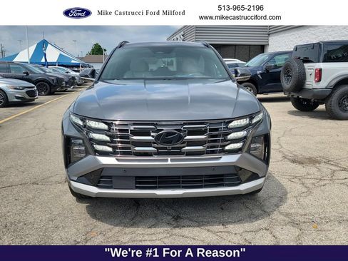 Used 2025 Hyundai Tucson Limited AWD/4WD image 8