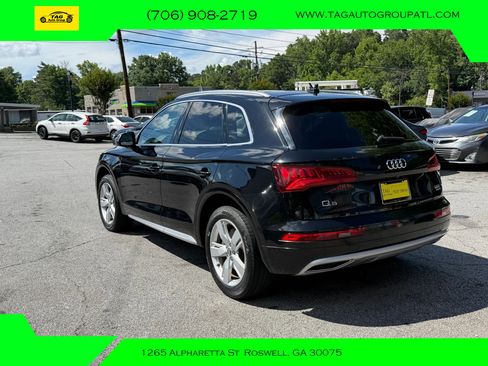 Used 2018 Audi Q5 2.0T Premium Plus w/ Premium Plus Package AWD/4WD image 6