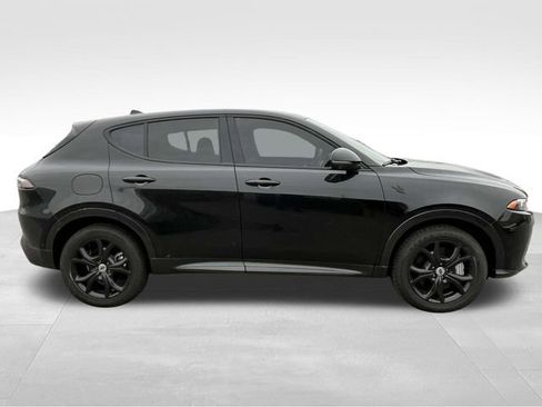 New 2024 Dodge Hornet R/T Plus w/ Tech Pack Plus w/o Parking image 9