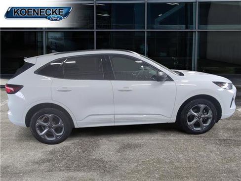 Certified 2023 Ford Escape ST-Line w/ Tech Pack #1 AWD/4WD image 6