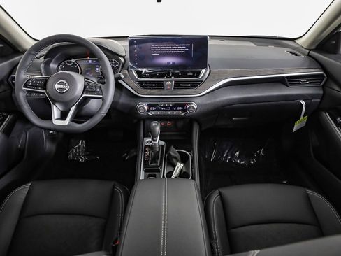 New 2025 Nissan Altima 2.5 SL image 14