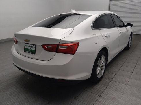Used 2018 Chevrolet Malibu LT FWD image 9
