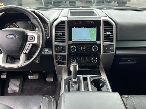 Used 2017 Ford F150 Lariat image 15