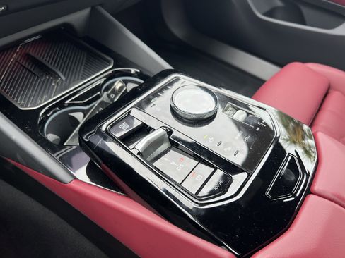 Used 2025 BMW 530i image 26