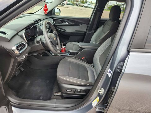 Used 2022 Chevrolet TrailBlazer LT AWD/4WD image 11