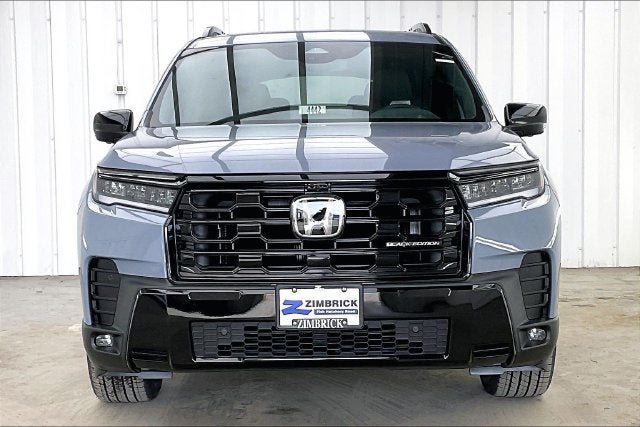 New 2026 Honda Pilot Black Edition image 3