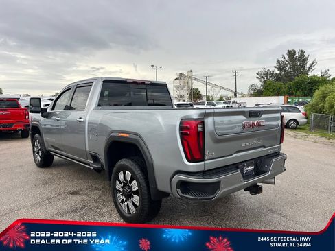 Used 2024 GMC Sierra 2500 Denali w/ Denali Reserve Package AWD/4WD image 5