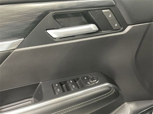 Certified 2025 GMC Acadia Elevation image 24