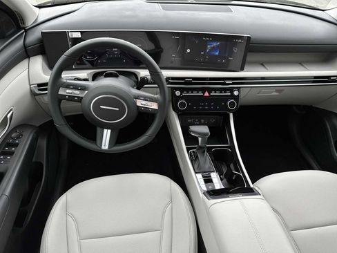 New 2026 Hyundai Tucson SEL FWD image 11