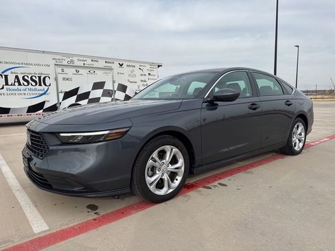 Used 2025 Honda Accord LX image 1