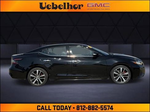 Used 2023 Nissan Maxima SV w/ Floor Mat Group image 3