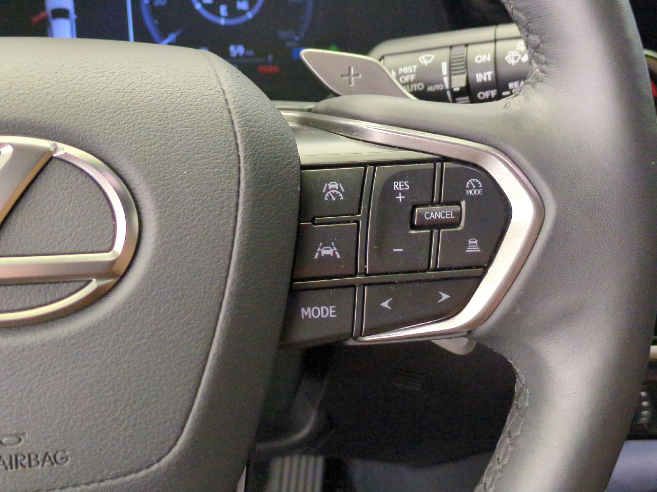 Used 2026 Lexus RX 350 FWD w/ Cold Area Package image 9