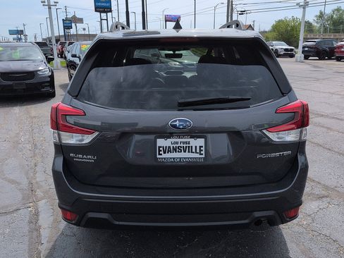 Used 2024 Subaru Forester Premium AWD/4WD image 6