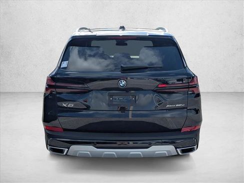 New 2026 BMW X5 xDrive50e w/ Premium Package AWD/4WD image 7