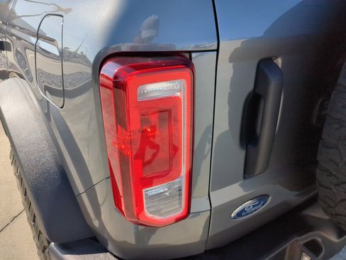 Used 2022 Ford Bronco Big Bend image 10