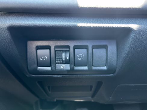Used 2024 Subaru Outback Limited AWD/4WD image 29
