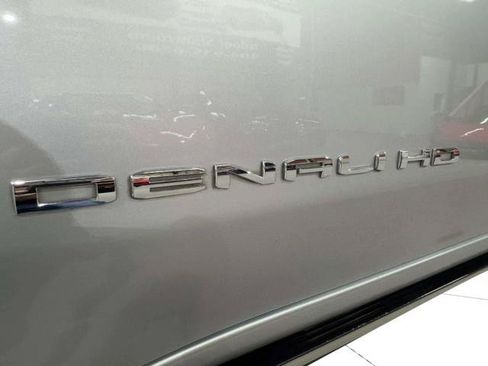 Used 2023 GMC Sierra 2500 Denali AWD/4WD image 22