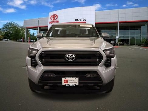 Certified 2025 Toyota Tacoma SR5 image 7