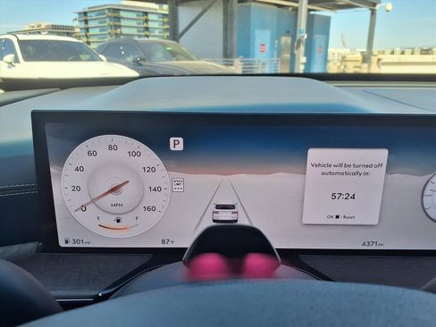 Certified 2026 Genesis GV80 2.5T Advanced image 27