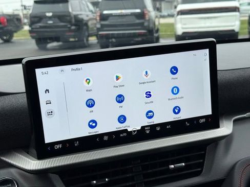 Used 2025 Ford Explorer ST-Line w/ Premium Package image 27