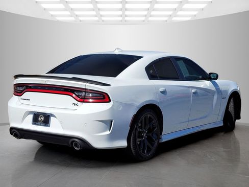 Used 2022 Dodge Charger R/T w/ Blacktop Package image 4