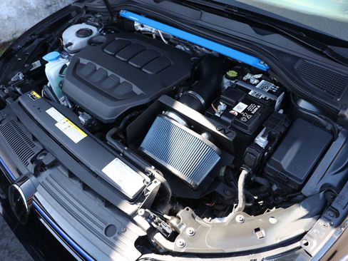 Used 2023 Volkswagen Golf R 2.0T image 45