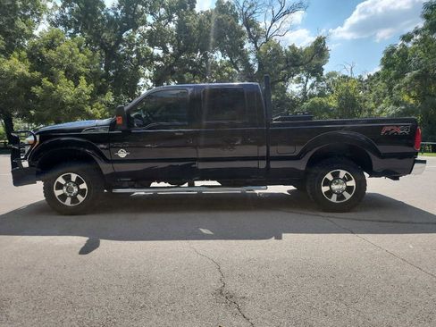 Used 2014 Ford F250 Lariat w/ Lariat Interior Package image 4