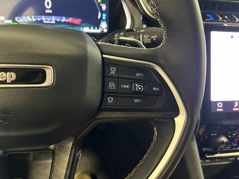 Used 2023 Jeep Grand Cherokee 4WD 4xe image 27