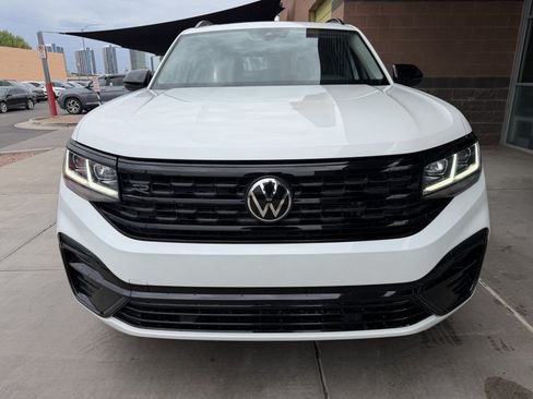 Used 2023 Volkswagen Atlas SEL R-Line AWD/4WD image 10