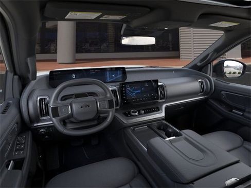 New 2026 Ford Expedition Platinum image 9