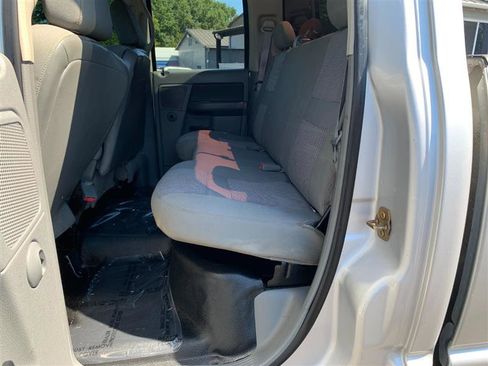 Used 2007 Dodge Ram 3500 Truck SLT image 18