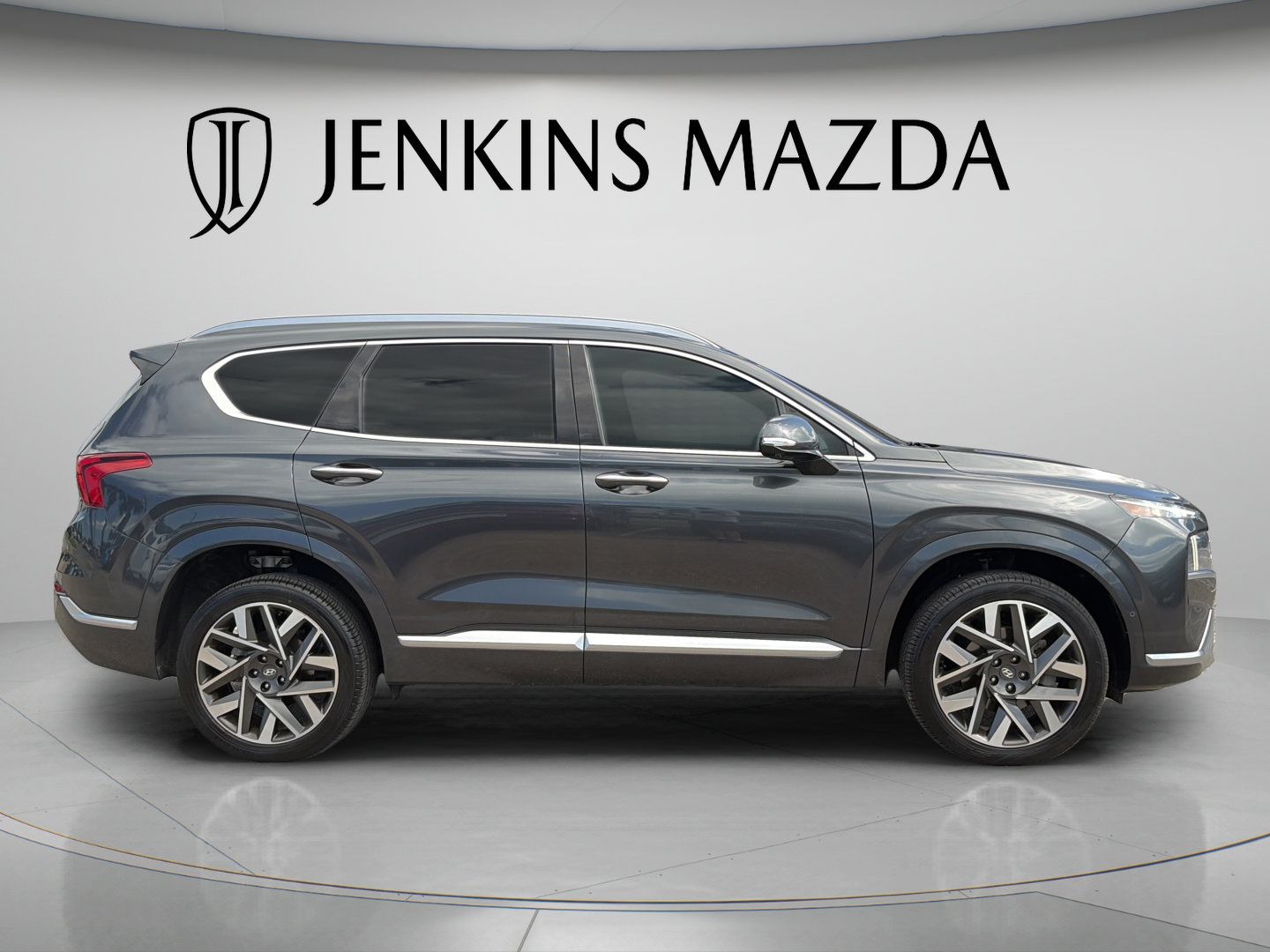 Used 2023 Hyundai Santa Fe Calligraphy AWD/4WD image 2