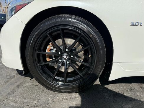 Used 2018 INFINITI Q50 Luxe w/ Cargo Package (L95) image 9