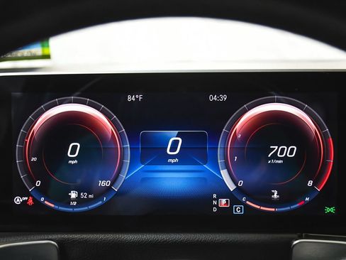 Used 2020 Mercedes-Benz GLB 250 4MATIC image 38
