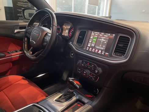Used 2022 Dodge Charger Scat Pack RWD image 34