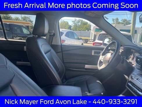 Used 2023 Ford Explorer XLT w/ Equipment Group 202A AWD/4WD image 12