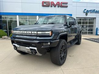 New 2025 GMC Hummer EV 2X w/ LPO, Dark Essentials Package video 2