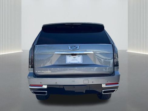 New 2026 Cadillac Escalade Luxury w/ LPO, Radiant Package AWD/4WD image 6