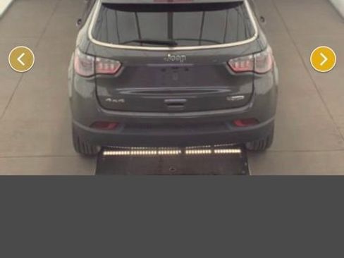 Used 2022 Jeep Compass Latitude AWD/4WD image 5