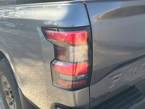 Used 2023 Nissan Frontier S w/ Technology Package image 15