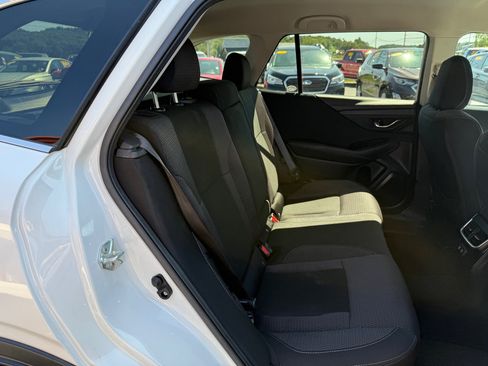 Used 2022 Subaru Outback Premium image 23