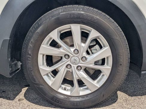 Used 2019 Hyundai Tucson Value FWD image 10