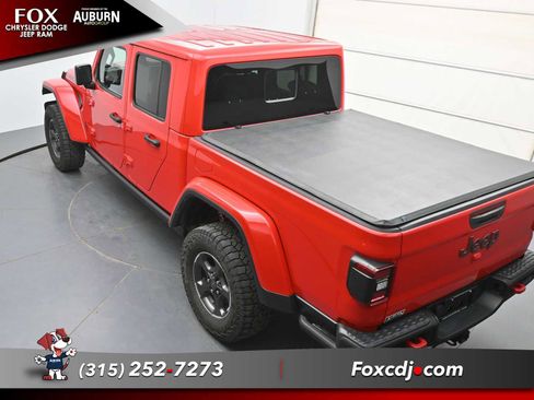 Used 2022 Jeep Gladiator Rubicon w/ LED Lighting Group AWD/4WD image 30