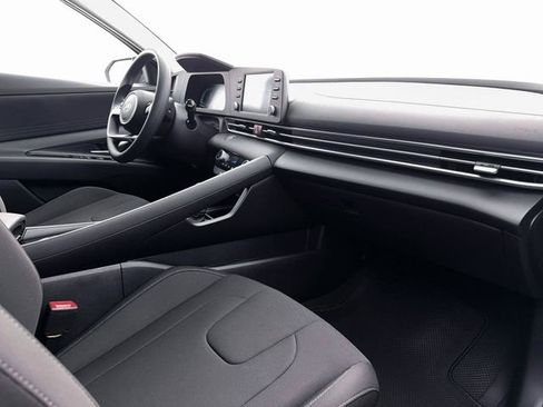 New 2026 Hyundai Elantra Hybrid FWD image 15