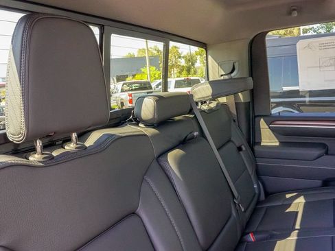 New 2026 GMC Sierra 2500 Denali w/ Denali Reserve Package AWD/4WD image 13