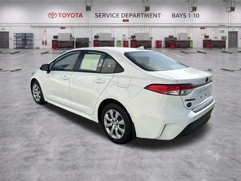 Used 2023 Toyota Corolla LE w/ Carpet Mat Package (TMS) FWD image 6