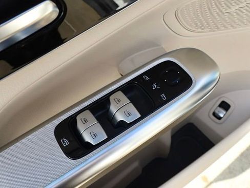 New 2026 Mercedes-Benz GLC 300 GLC 300 image 27