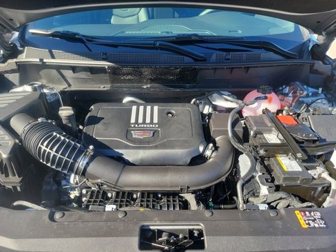 New 2025 Cadillac XT6 Luxury image 16